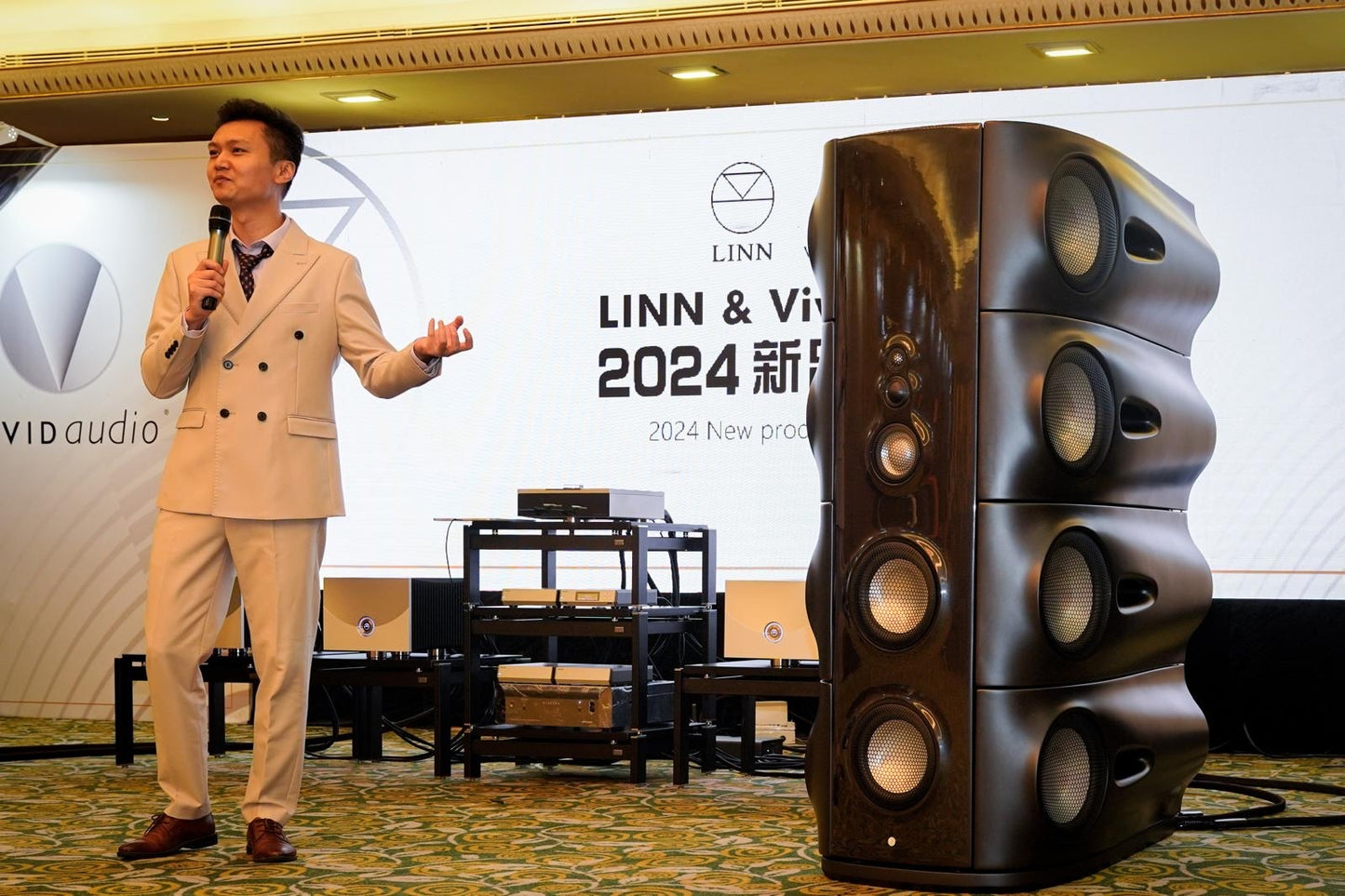 Vivid Audio Moya M1 - Ultra Sound & Vision