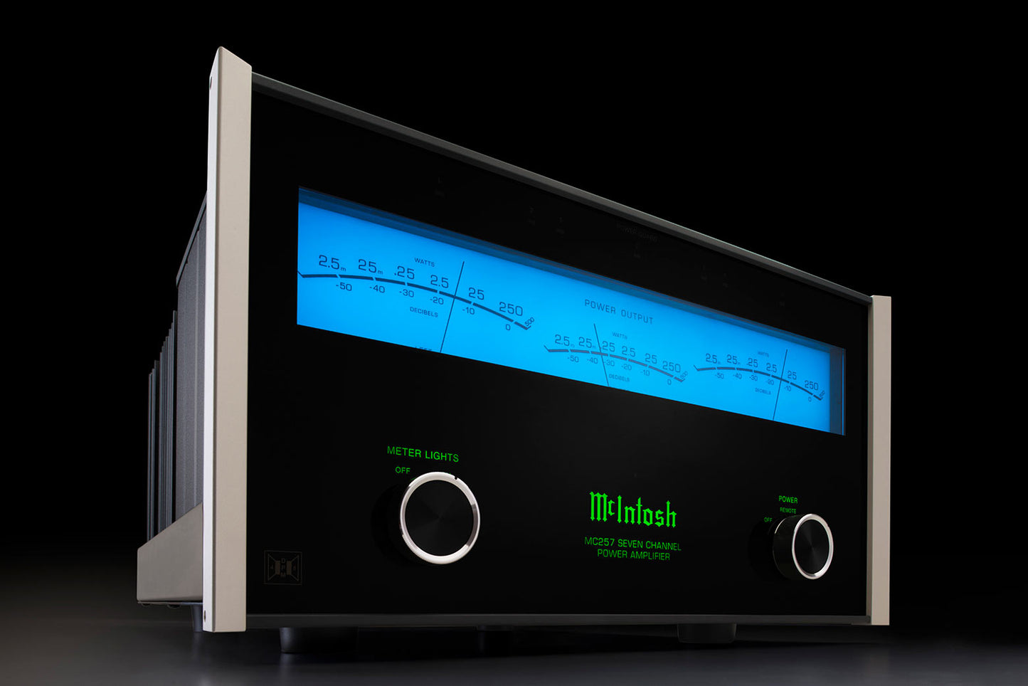 McIntosh MC257 7-Channel Solid State Amplifier - Ultra Sound & Vision